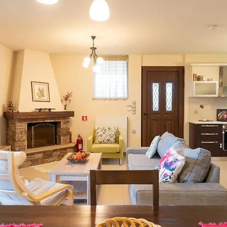 Villa Polyxeni Lavender 150m From The Sea