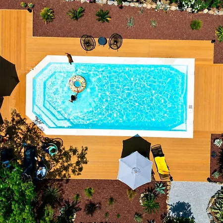 Polyxeni Lavender 150m From The Sea Villa