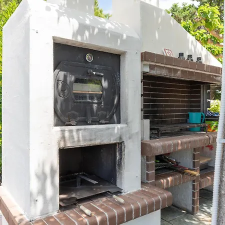 Polyxeni Lavender 150m From The Sea Villa Politiká