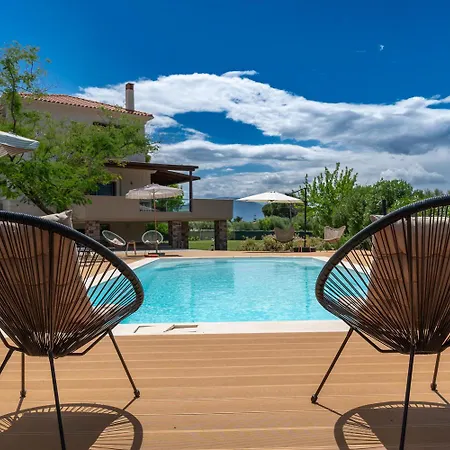 Villa Polyxeni Lavender 150m From The Sea