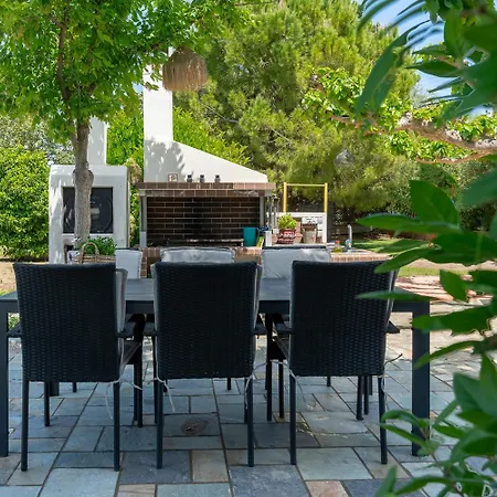 Polyxeni Lavender 150m From The Sea Villa *