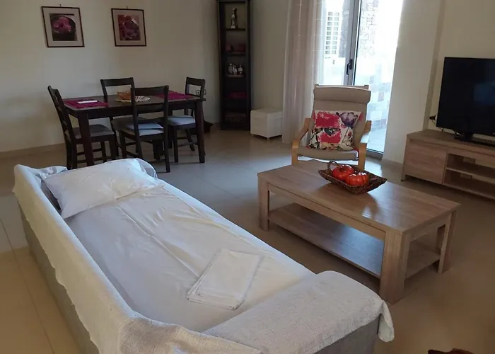 Polyxeni Lavender 150m From The Sea *